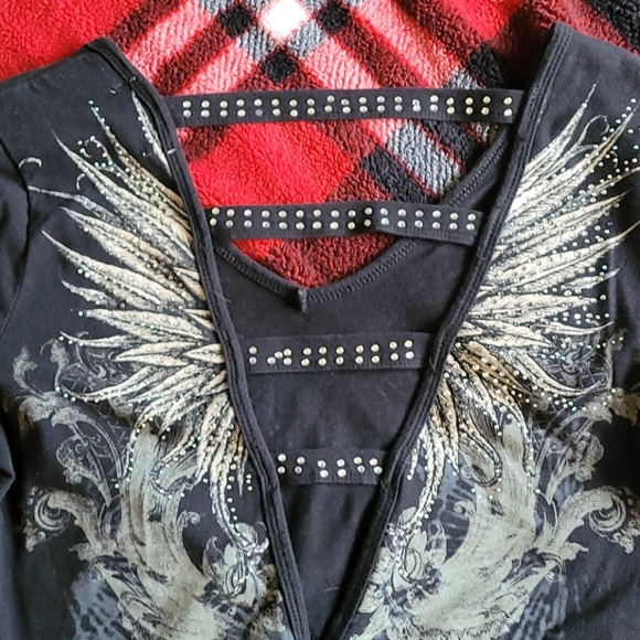 Bus Stop Brand XL but fits like a large. - Picture 4 of 6